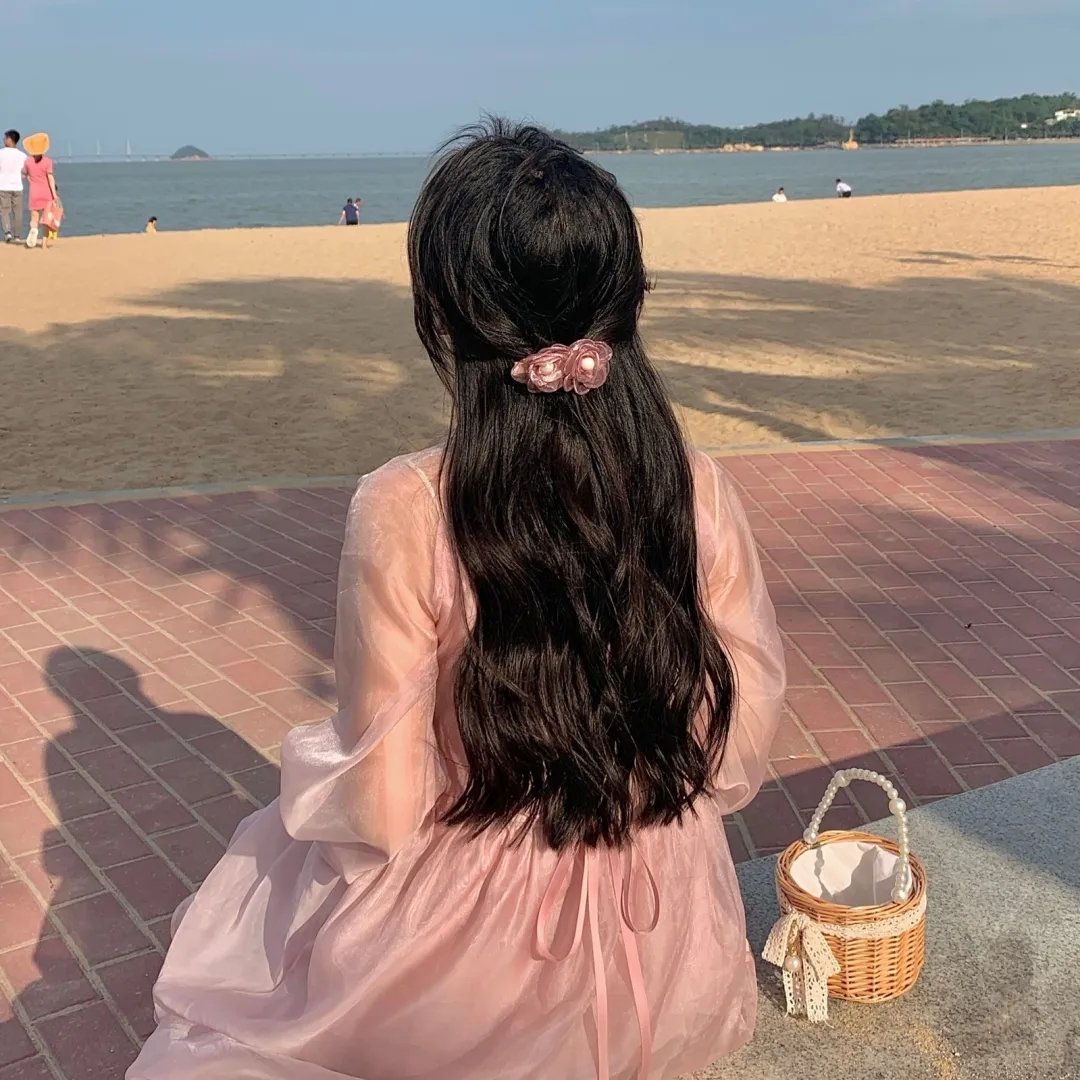 送报女孩